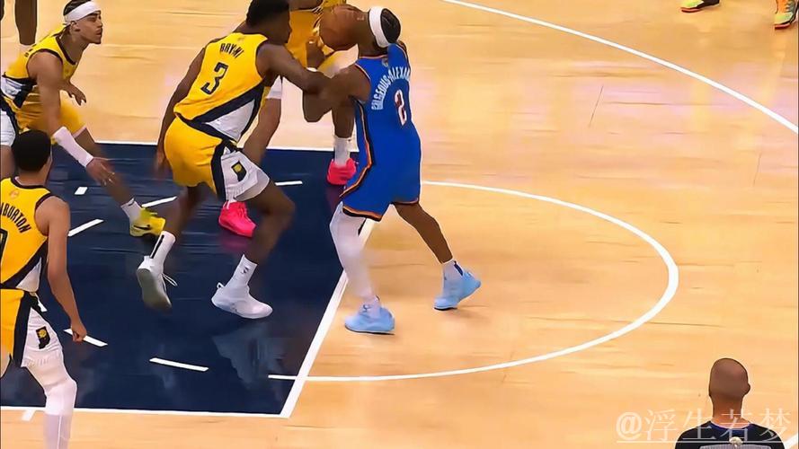 亚历山大急停跳投得手 步行者被迫暂停